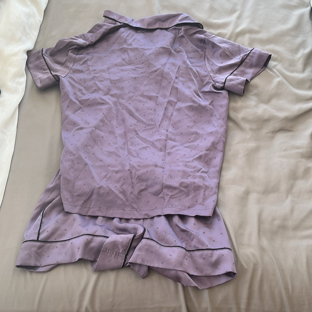 Victoria’s Secret Silk Pajama Set - Picture 11 of 11